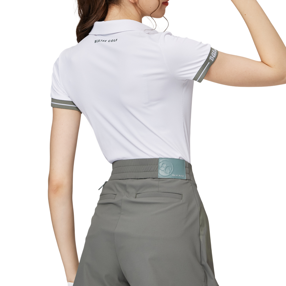 Vネックのレディース半袖トップス