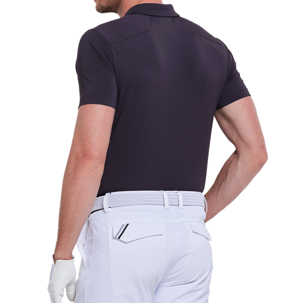 涼感効果のあるサイドウエスト開口部を備えたメンズ半袖シャツ（ダークブラウン/グレー）